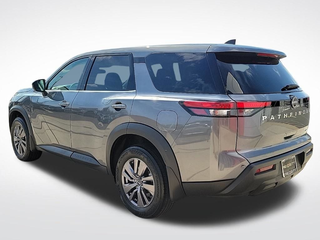 2023 Nissan Pathfinder S