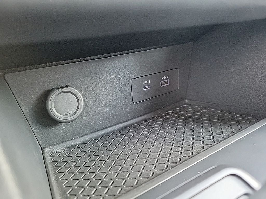 2023 Nissan Pathfinder S