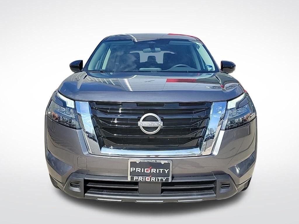 2023 Nissan Pathfinder S