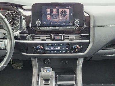 2022 Nissan Pathfinder SV