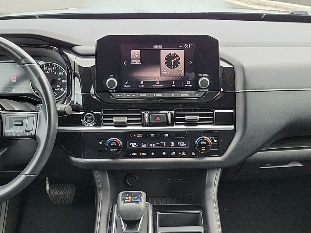 2022 Nissan Pathfinder SV