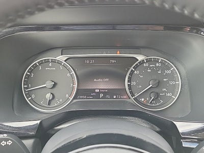 2025 Nissan Pathfinder SL