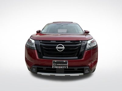 2024 Nissan Pathfinder SL