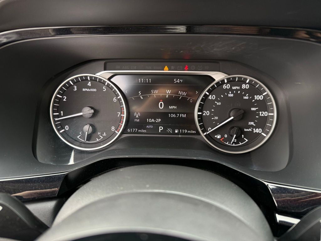 2024 Nissan Pathfinder SL