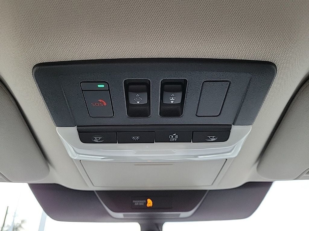 2026 Nissan Pathfinder SL