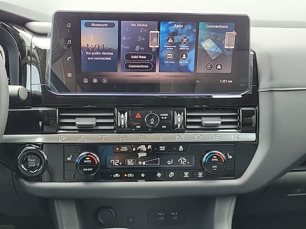 2026 Nissan Pathfinder SL