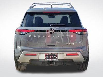 2023 Nissan Pathfinder Platinum