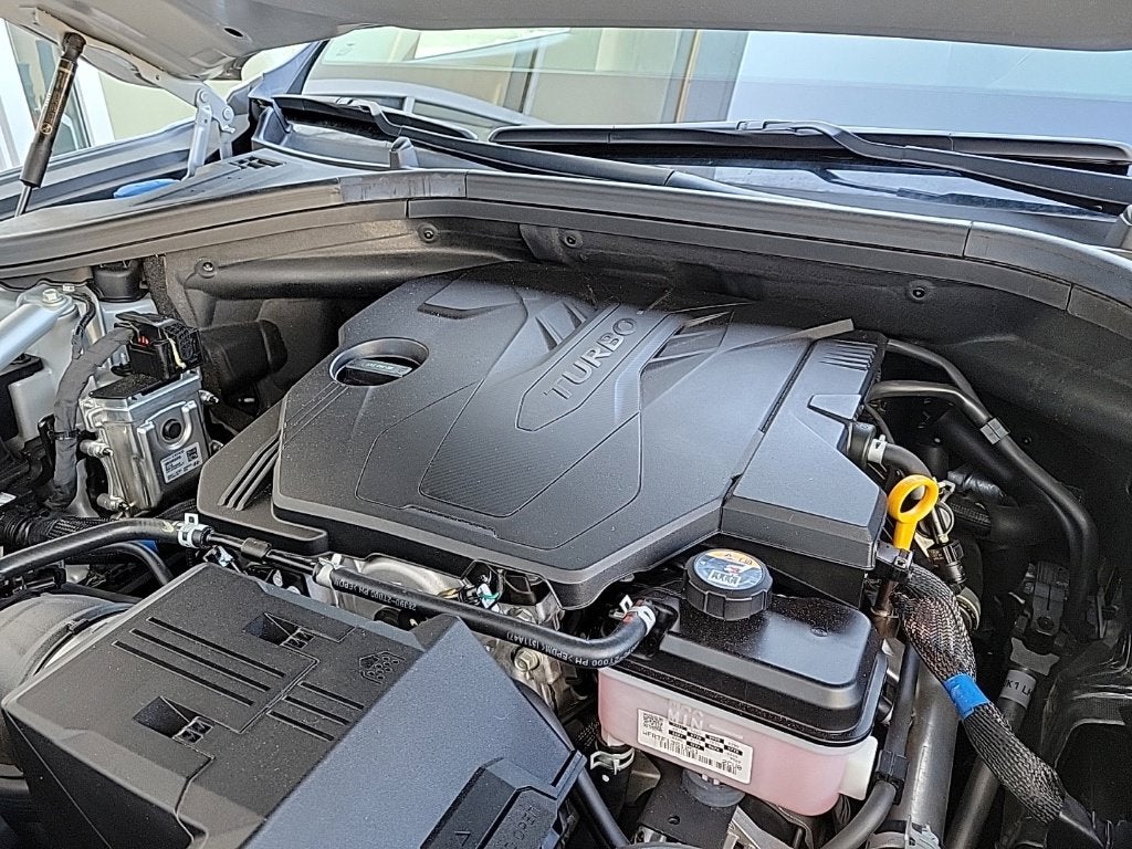 2025 Genesis GV70 2.5T
