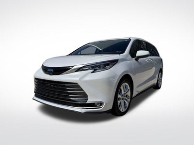 2023 Toyota Sienna Platinum 7 Passenger