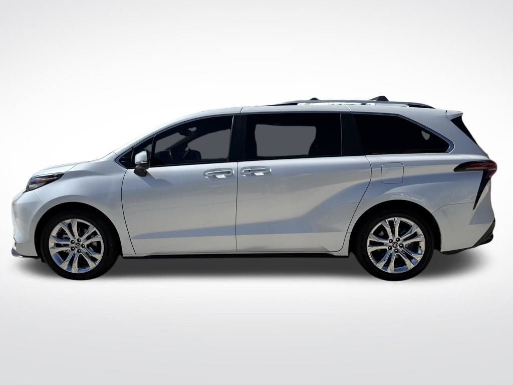 2023 Toyota Sienna Platinum 7 Passenger
