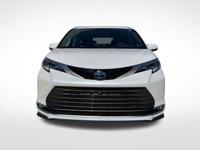 2023 Toyota Sienna Platinum 7 Passenger