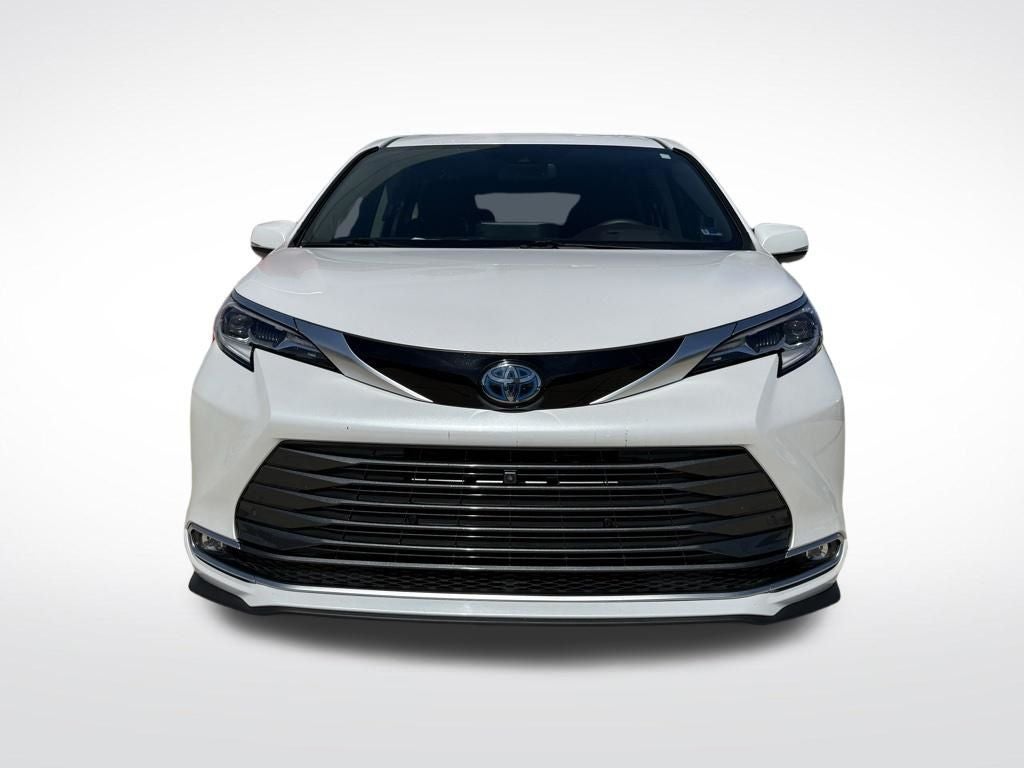 2023 Toyota Sienna Platinum 7 Passenger