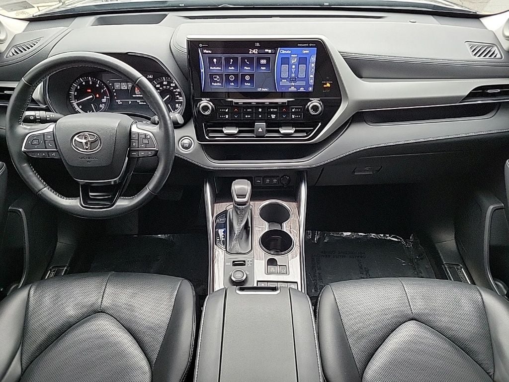 2021 Toyota Highlander Platinum