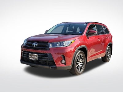 2017 Toyota Highlander SE