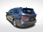 2025 Toyota Sienna XLE 8 Passenger