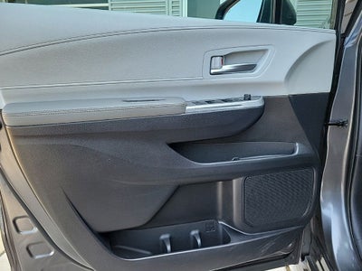 2025 Toyota Sienna XLE 8 Passenger