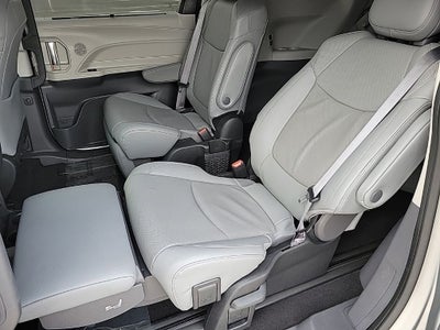 2024 Toyota Sienna Limited 7 Passenger
