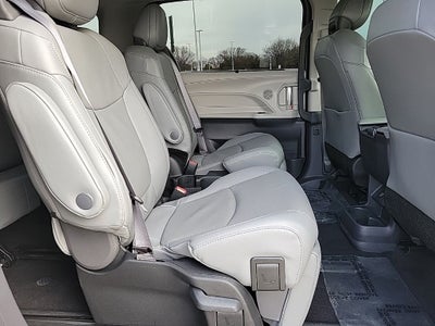 2024 Toyota Sienna Limited 7 Passenger