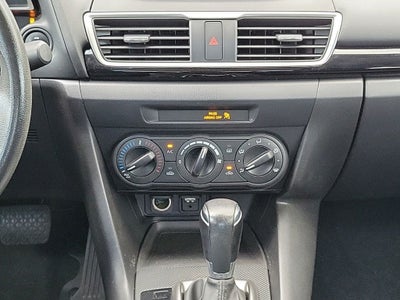 2015 Mazda Mazda3 i SV