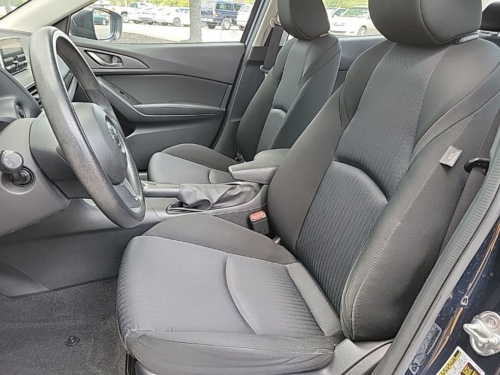 2015 Mazda Mazda3 i SV