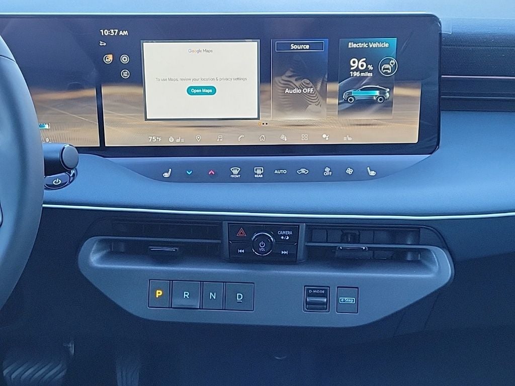 2026 Nissan LEAF Platinum+