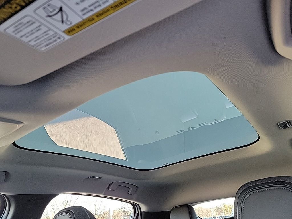 2026 Nissan LEAF Platinum+