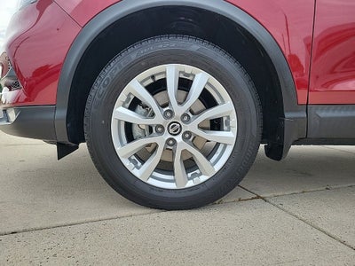 2021 Nissan Rogue Sport SV