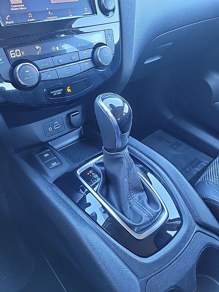 2022 Nissan Rogue Sport SV