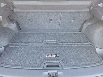 2022 Nissan Rogue Sport SV