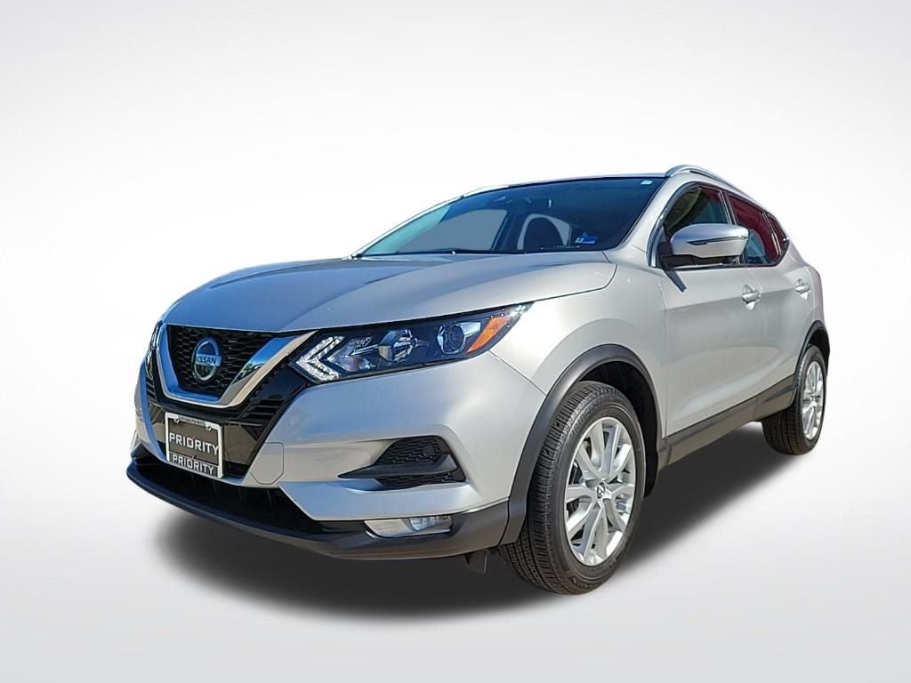 2022 Nissan Rogue Sport SV