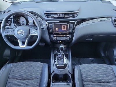 2022 Nissan Rogue Sport SV