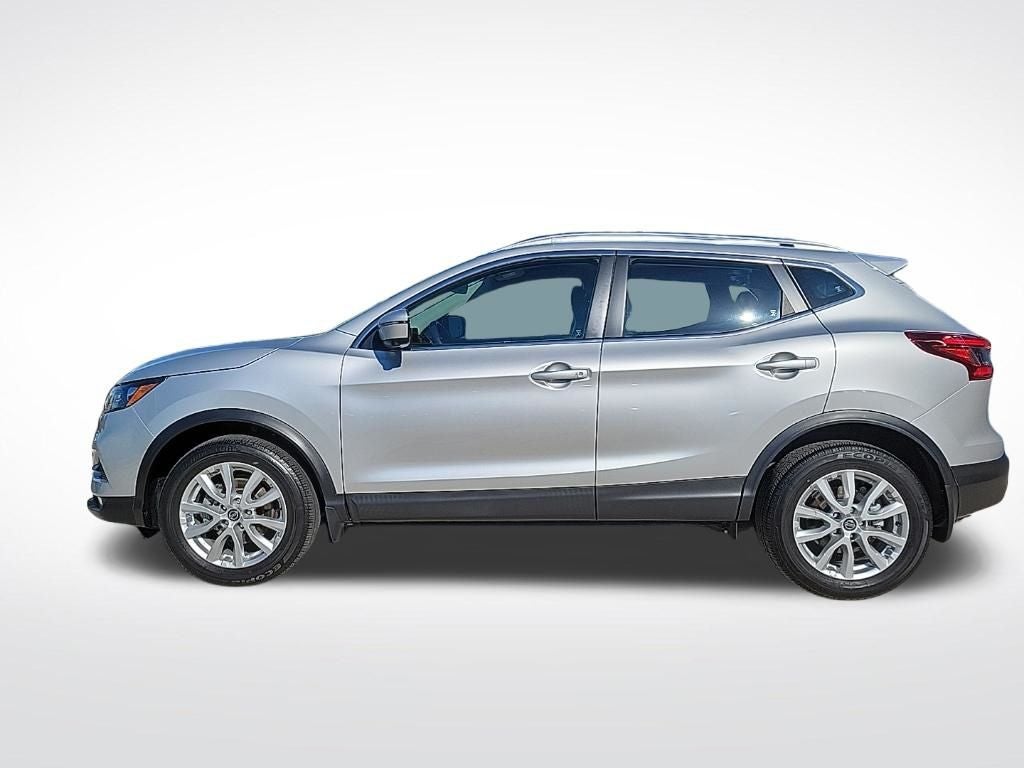 2022 Nissan Rogue Sport SV