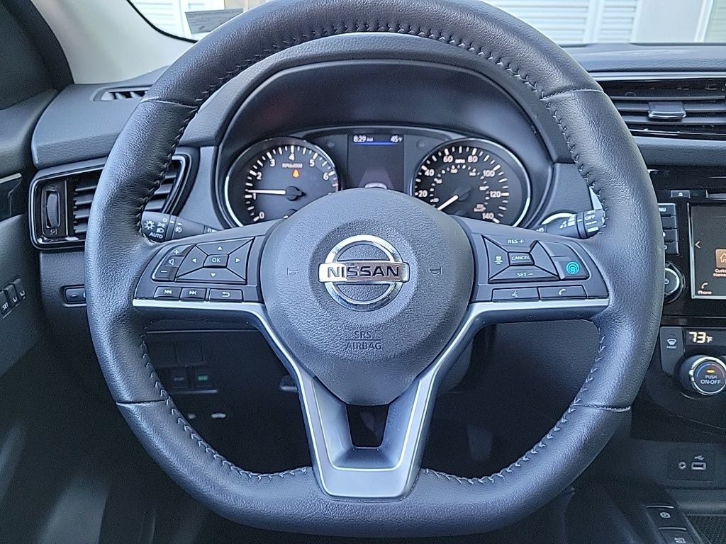 2022 Nissan Rogue Sport SV