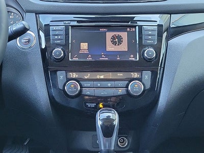 2022 Nissan Rogue Sport SV