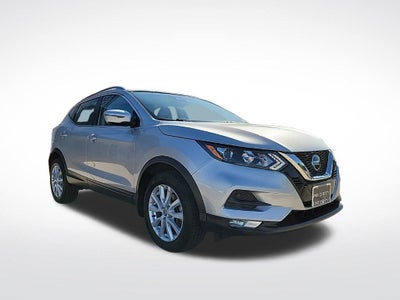 2022 Nissan Rogue Sport SV