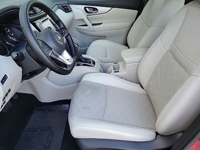 2020 Nissan Rogue Sport SV