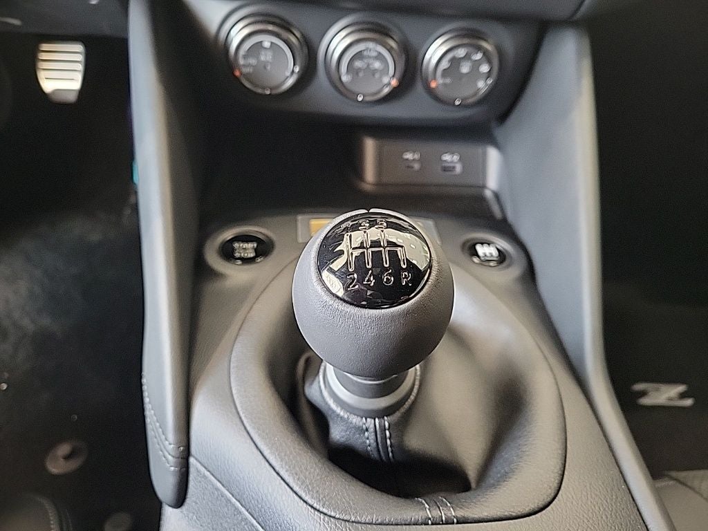 2026 Nissan Z Heritage Edition (Z32 Midnight Purple)