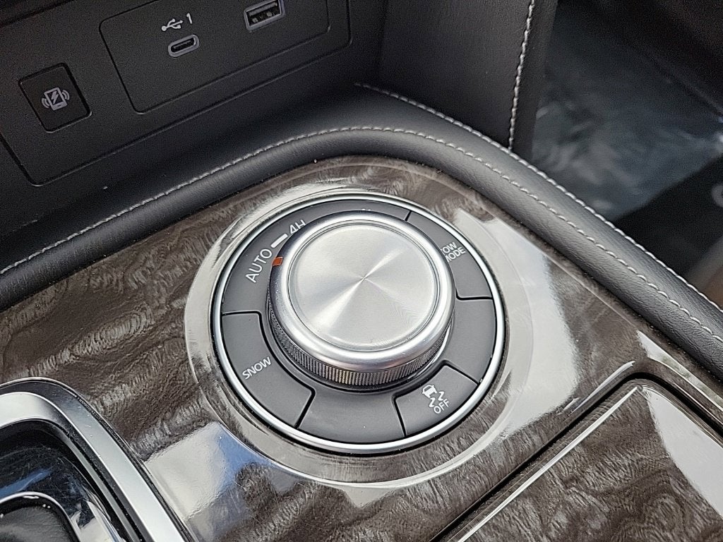 2023 Nissan Armada Platinum