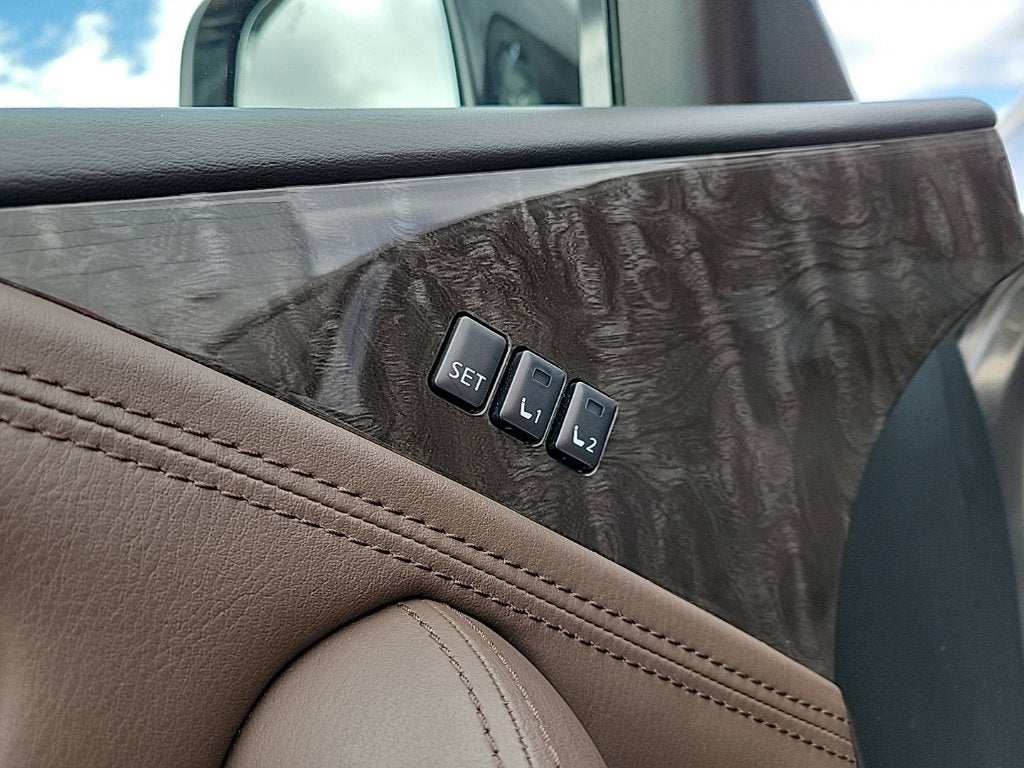 2023 Nissan Armada Platinum