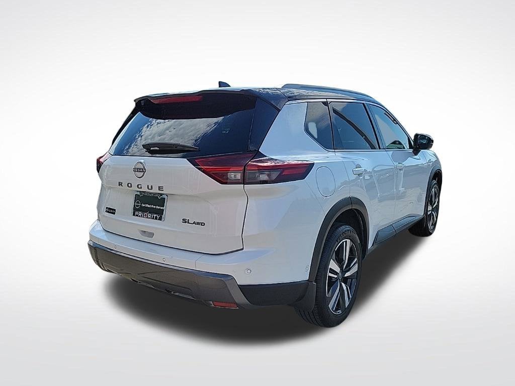 2024 Nissan Rogue SL