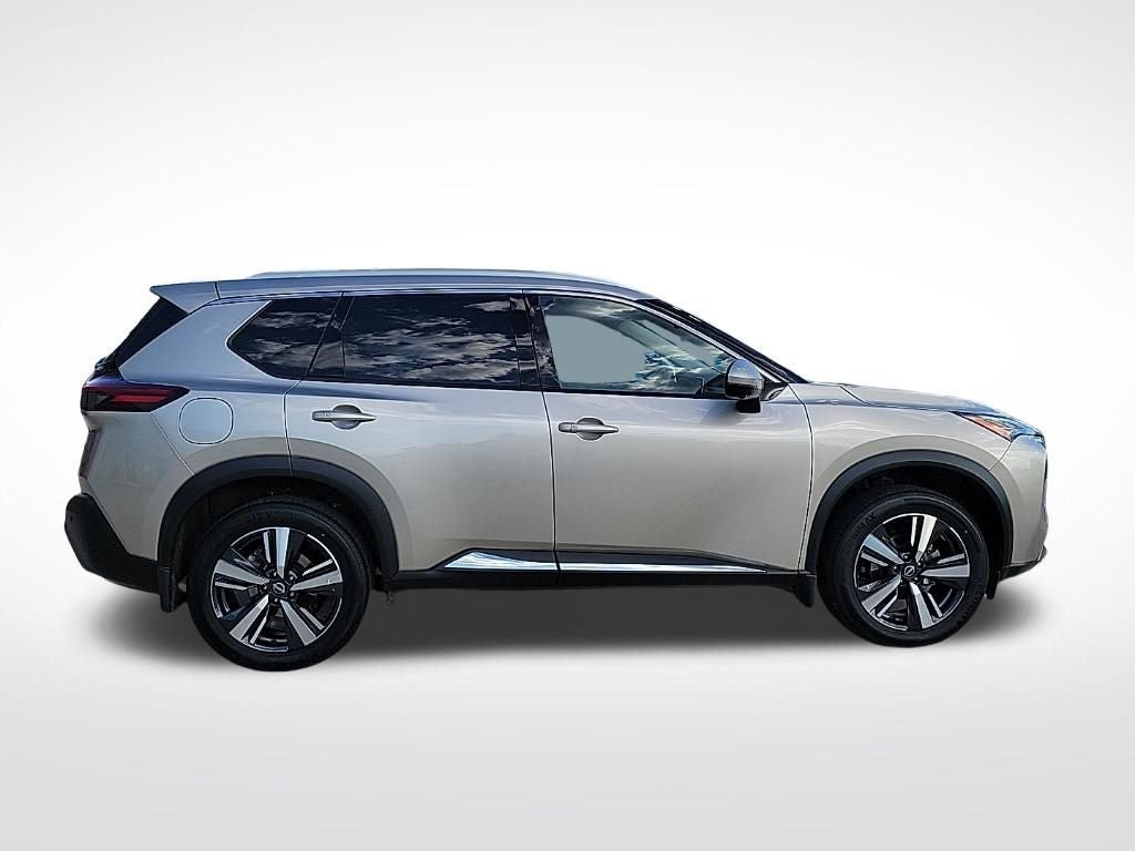 2022 Nissan Rogue SL
