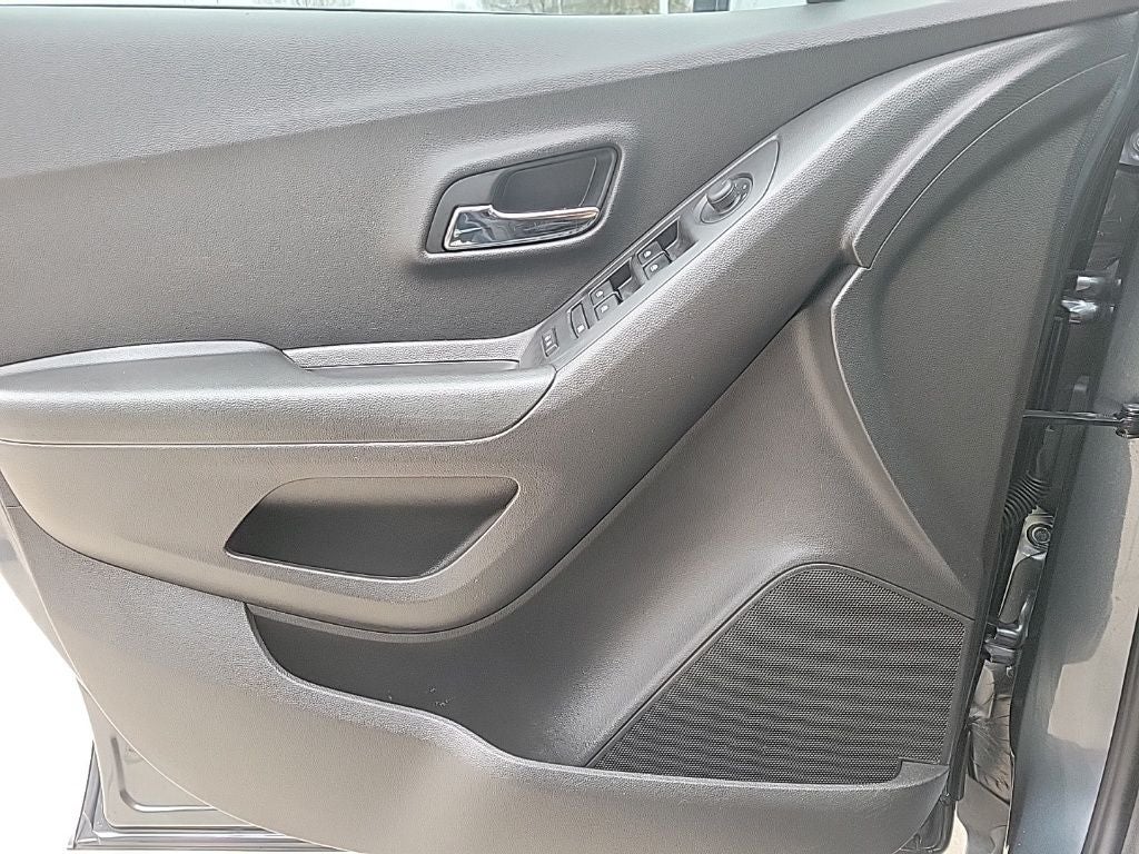 2021 Chevrolet Trax LS