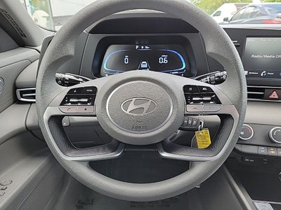 2024 Hyundai Elantra SE