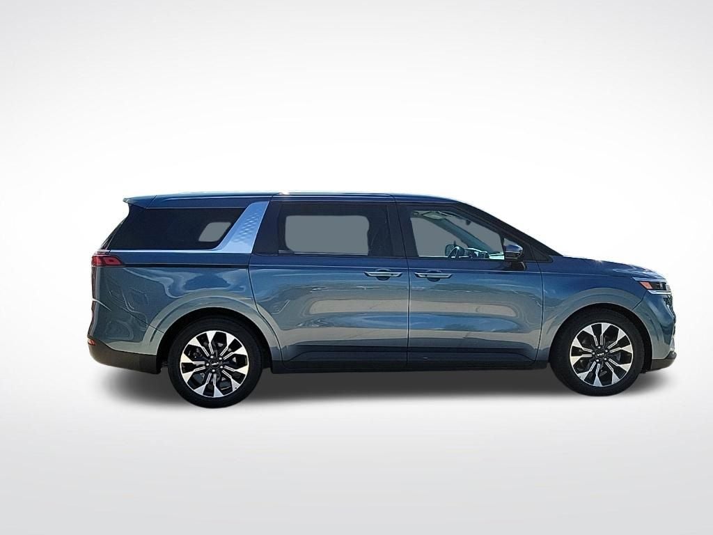 2022 Kia Carnival EX