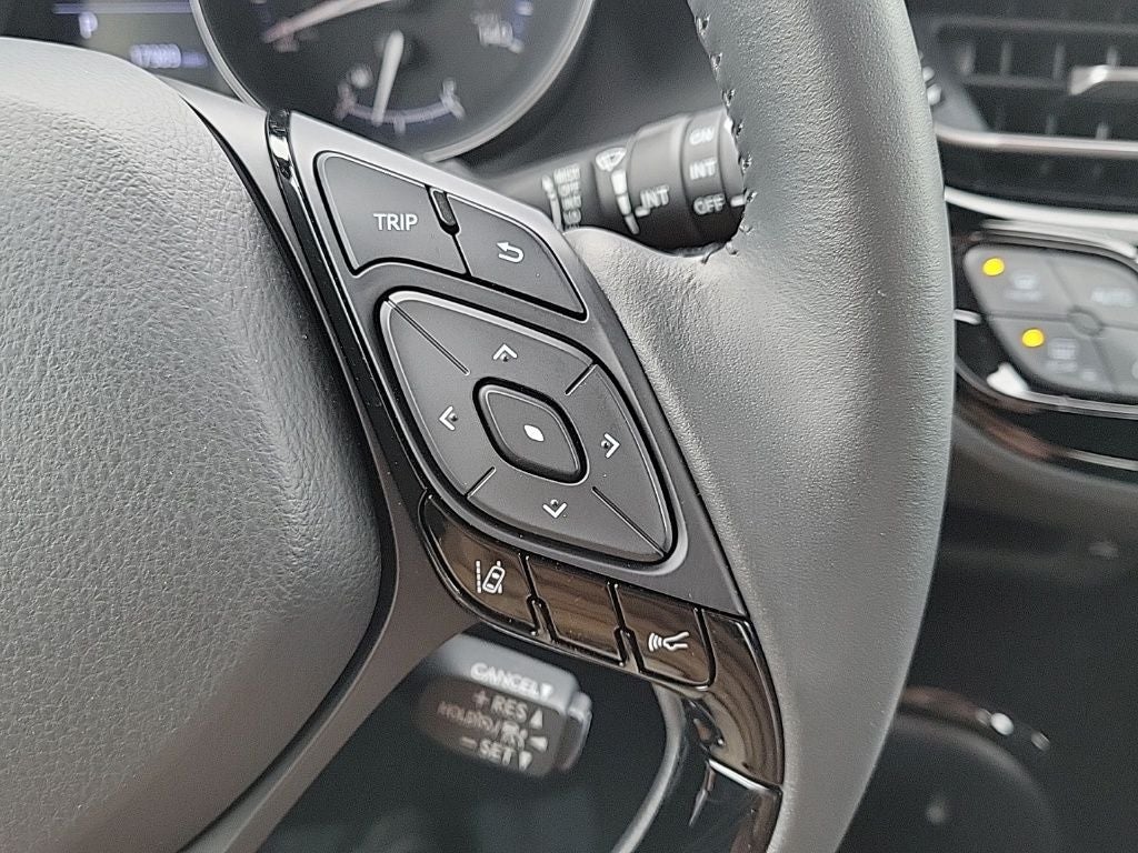 2020 Toyota C-HR XLE