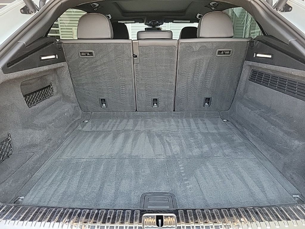 2021 Audi Q8 55 Premium Plus quattro
