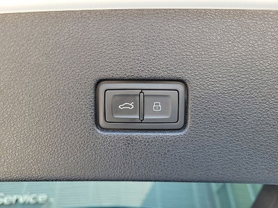 2021 Audi Q8 55 Premium Plus quattro