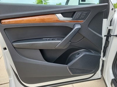 2023 Audi Q5 45 S line Premium quattro