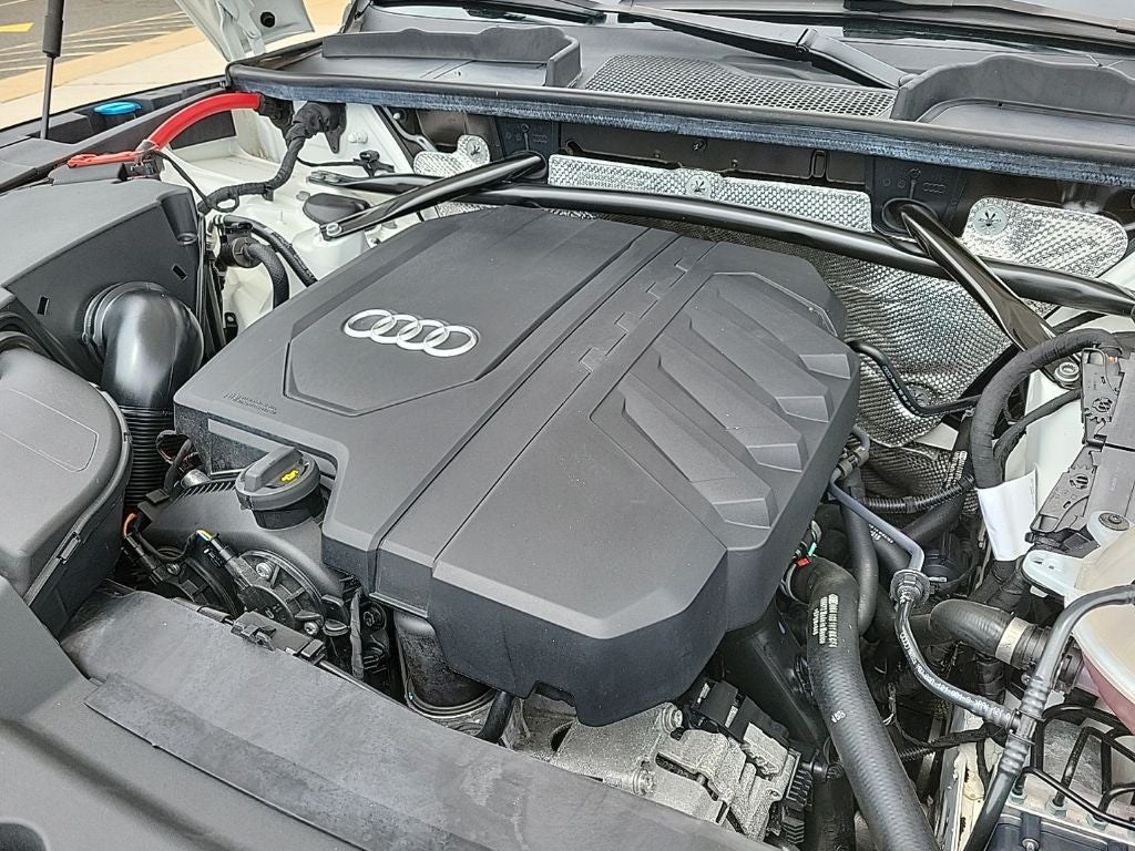 2023 Audi Q5 45 S line Premium quattro