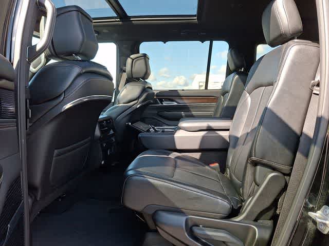 2024 Jeep Grand Wagoneer L Base